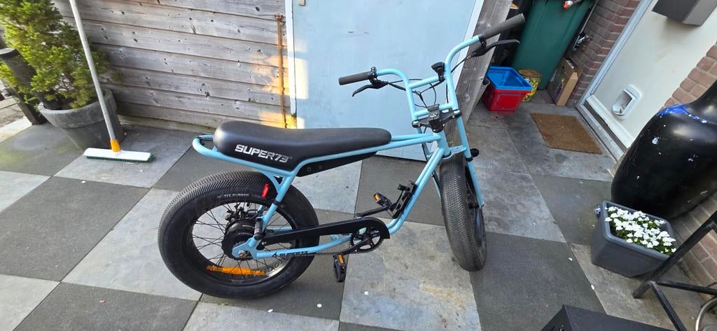 Super73-Z1 E-bike - Lichtblauw, Gebruikt, Minder dan 47 cm, 30 tot 50 km per accu, Ophalen