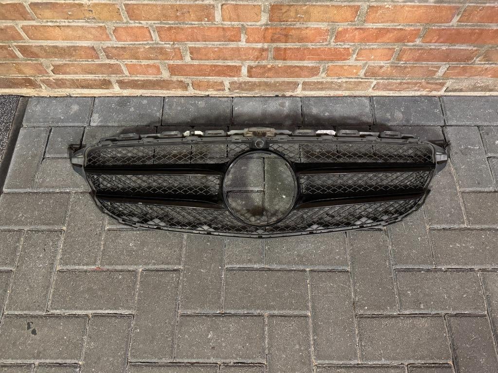 Sportgrill Mercedes C‑klasse W205 met camera, Ophalen of Verzenden
