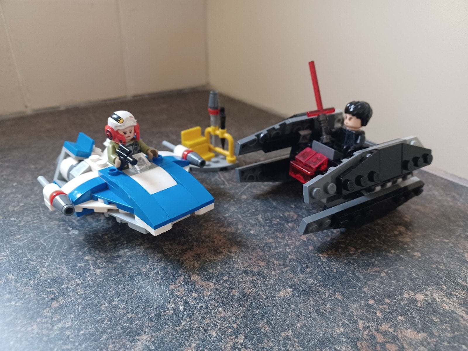 Lego star wars 75196 A-wing VS TIE Silencer micro fighter, Compleet, Star Wars, Lego, Ophalen of Verzenden