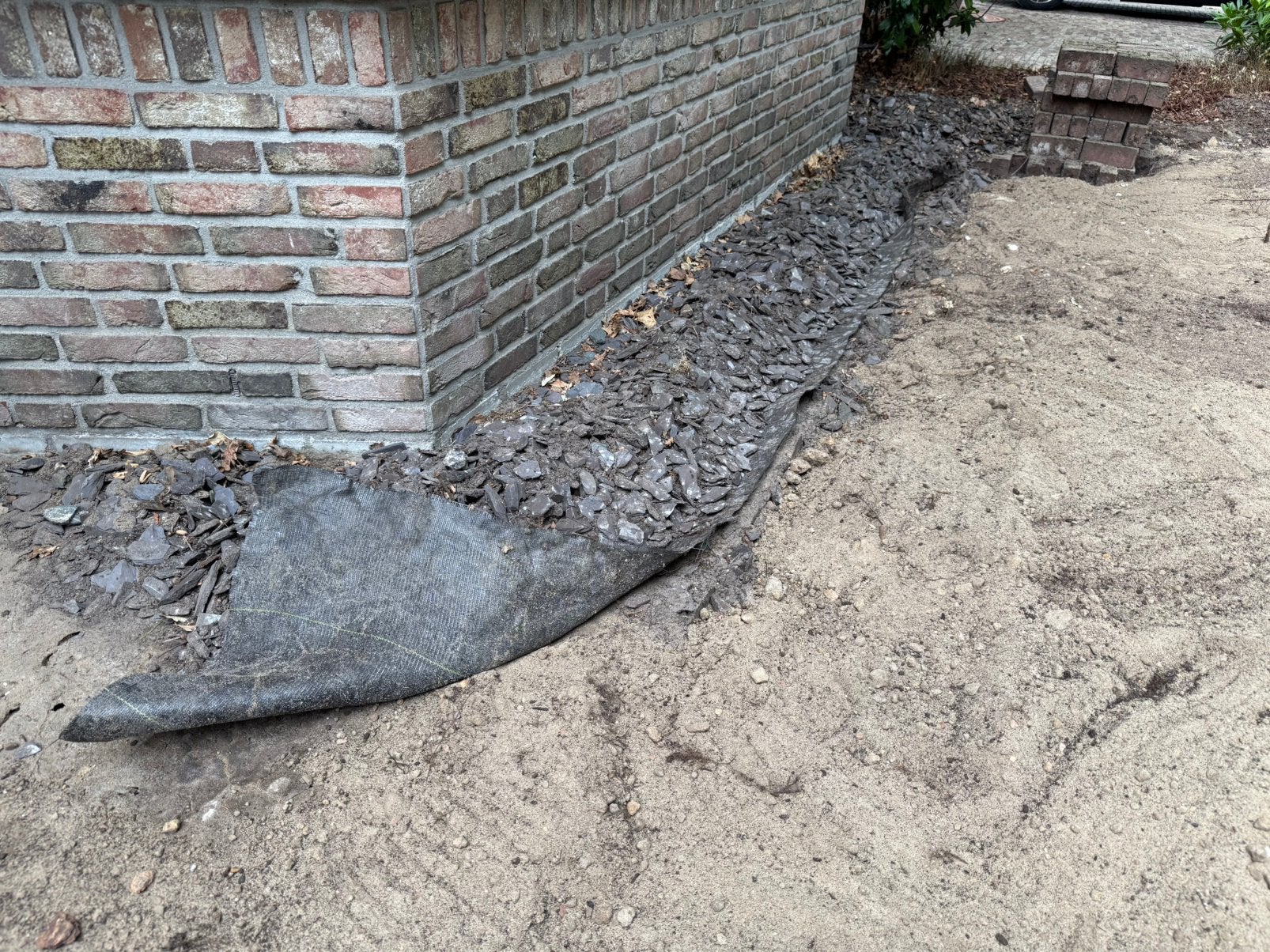 Split grind tuinaanleg tuin GRATIS, Ophalen, Zo goed als nieuw, Split