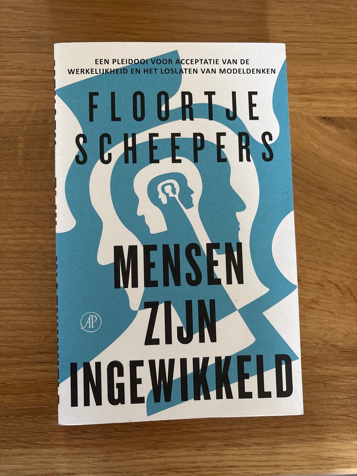 Floortje Scheepers - Mensen zijn ingewikkeld, Klinische psychologie, Floortje Scheepers, Ophalen of Verzenden, Zo goed als nieuw