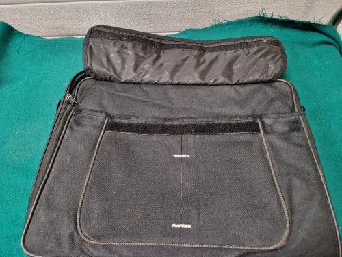 Laptoptas medion, Ophalen of Verzenden, 'T Olde Gre-j, Info@toldegrej.nl, Endepoelstraat 20f Didam