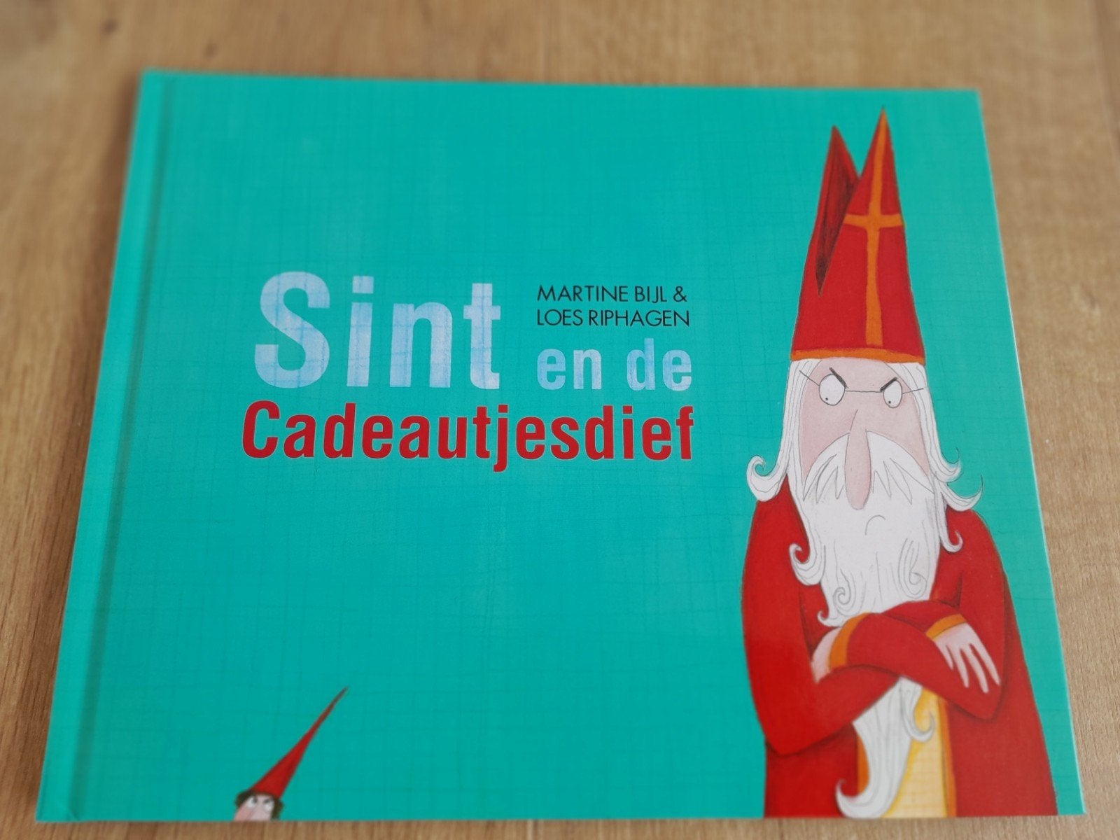 Sint en de Cadeautjesdief - Martine Bijl & Loes Riphagen, Ophalen of Verzenden, Zo goed als nieuw, Martine Bijl & Loes Riphagen