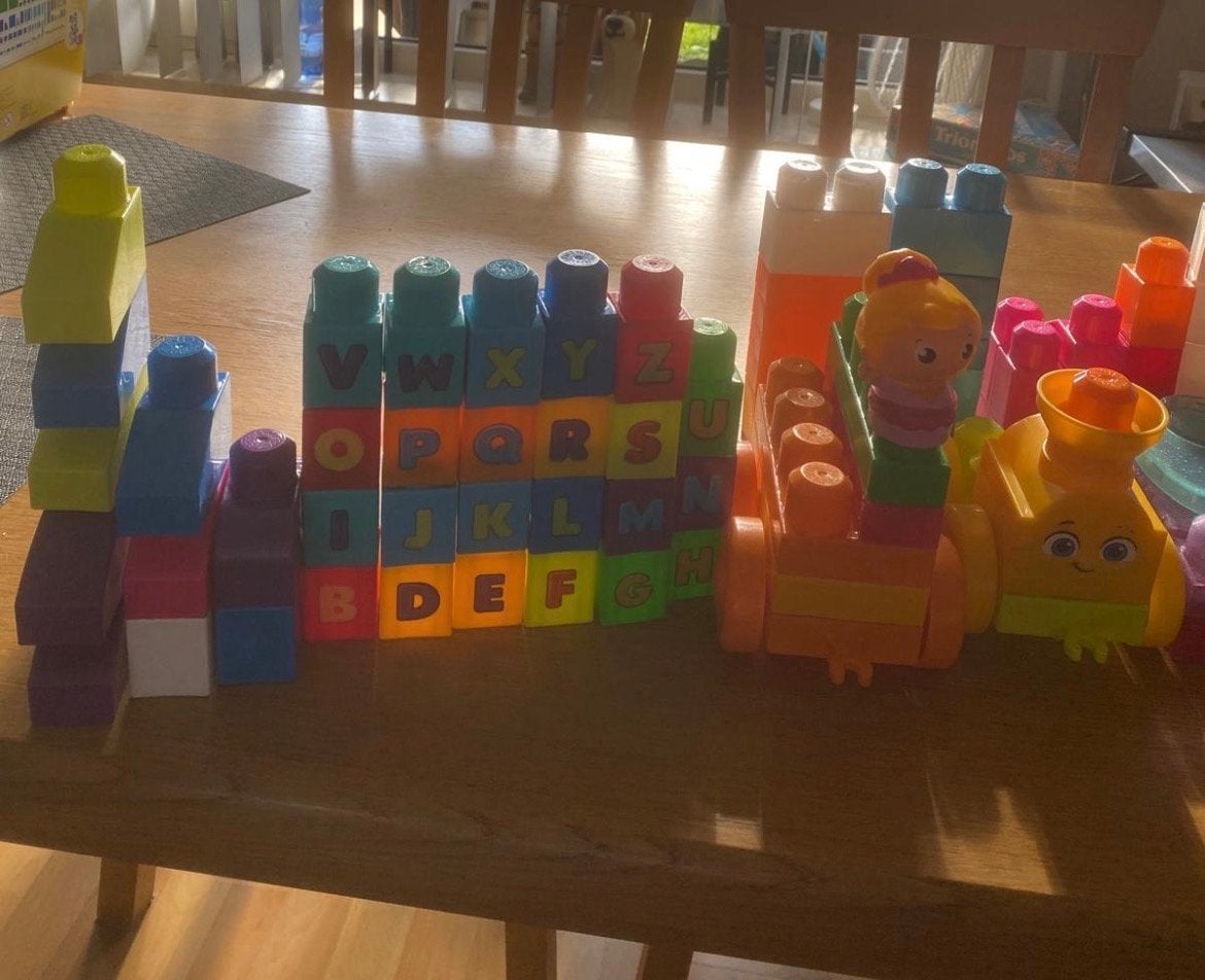 Mega Bloks alfabet trein met muziek (niet compleet), Ophalen of Verzenden, Gebruikt, Megabloks