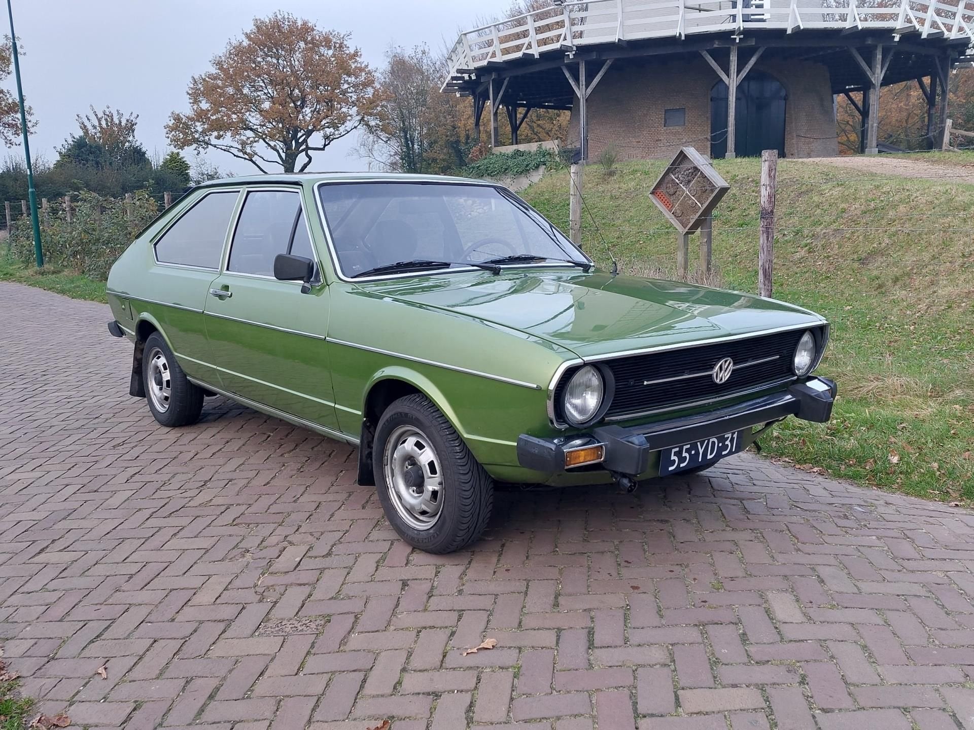 Volkswagen Passat 1.6 LS, foto 2