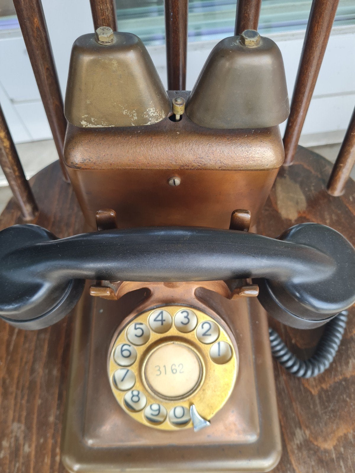 Antieke telefoon met draaischijf en bellen, Ophalen of Verzenden, Gebruikt, Met draaischijf