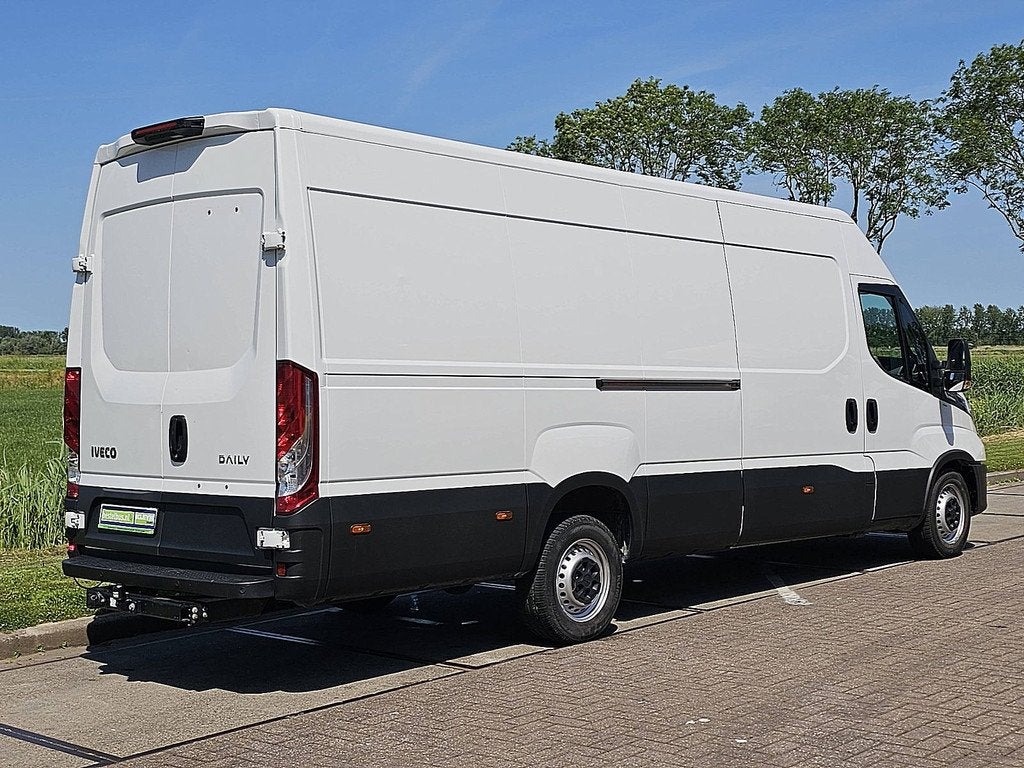 IVECO DAILY 35S18 ac automaat euro6, Auto's, Bestelauto's, Automaat, Gebruikt, Euro 6, Iveco