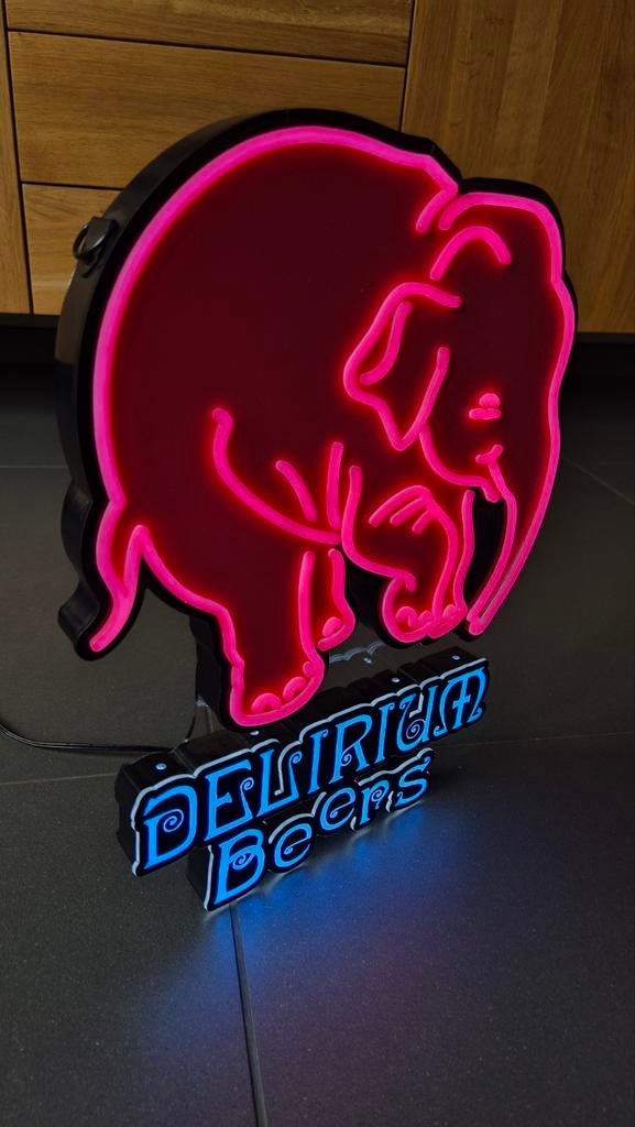 Delirium Beers LED Lichtreclame ZGAN, Verzamelen, Ophalen of Verzenden, Zo goed als nieuw, Lichtbak of (neon) lamp