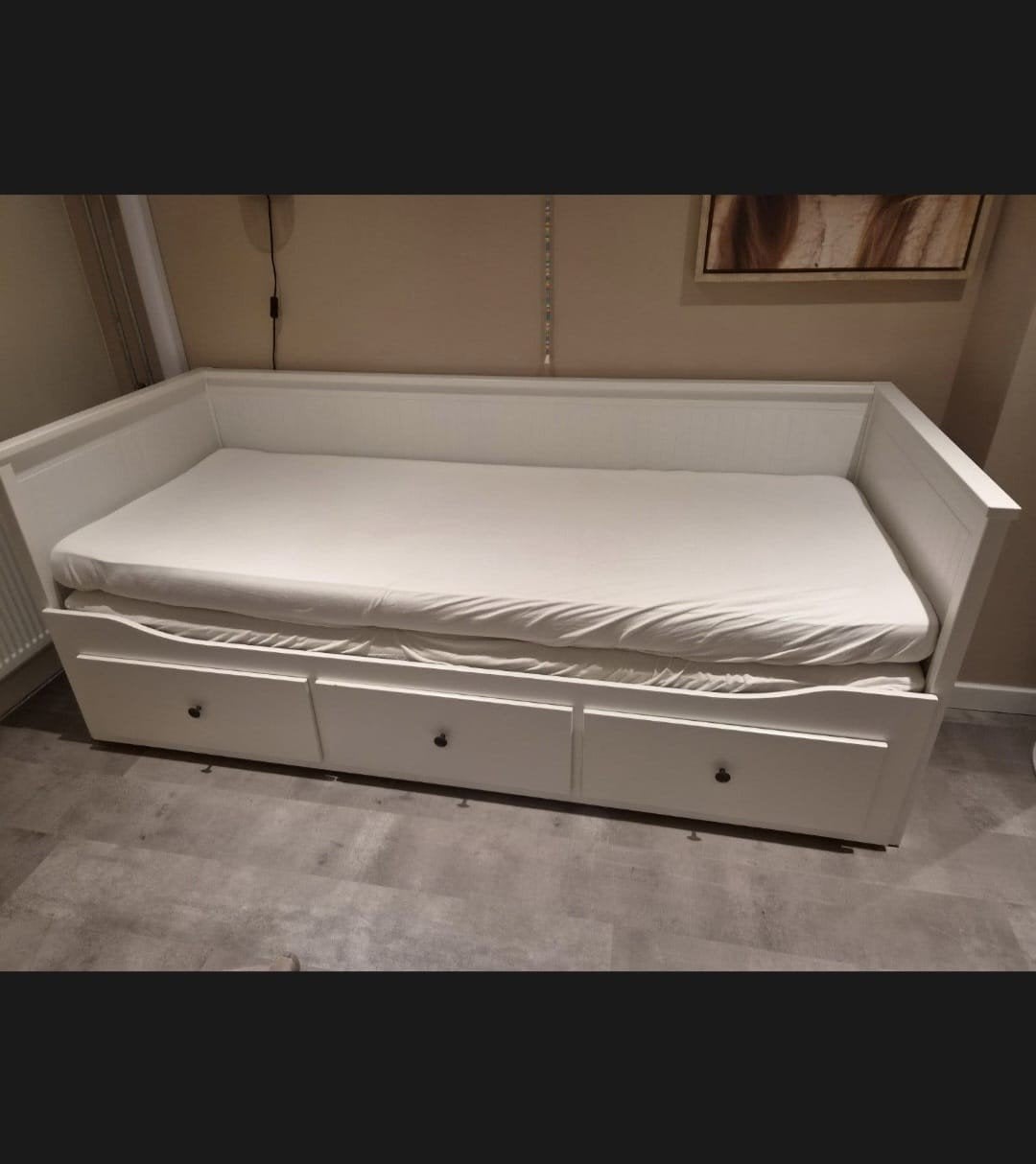 IKEA Hemnes Bedbank met 3 lades en 2 matrassen