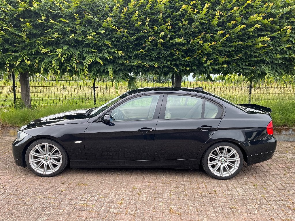 BMW 3-Serie 2.5 I 325 2006 Zwart, Auto's, 745 kg, Achterwielaandrijving, Beige, 2497 cc