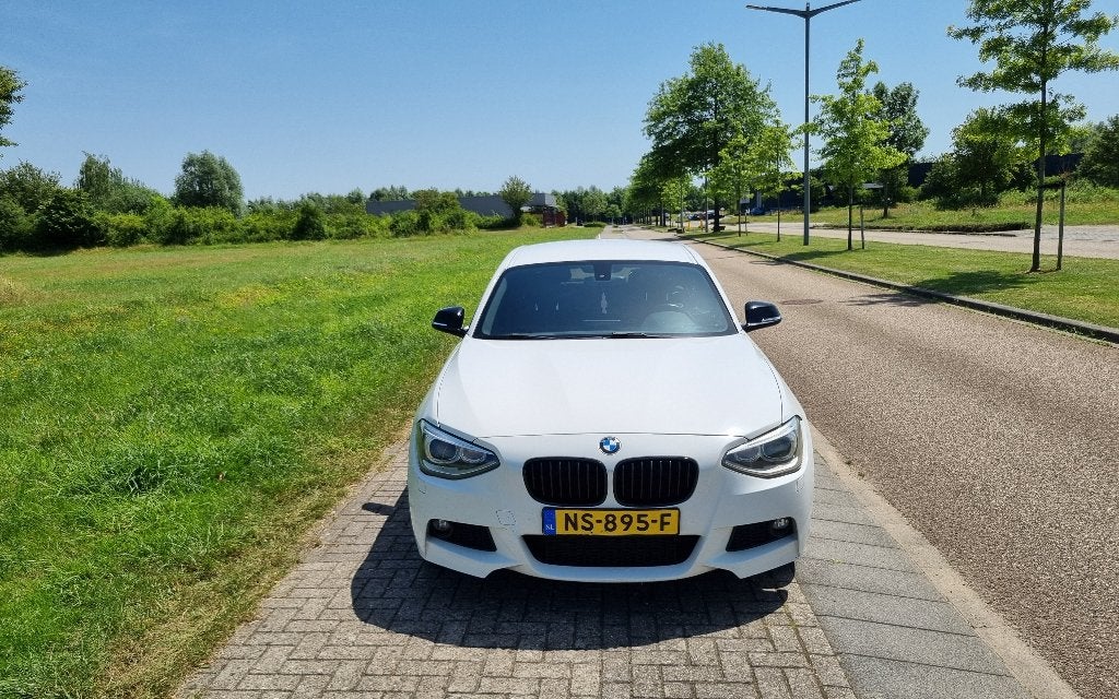 BMW 1-Serie 2.0 116D 5DR 2012 Wit, Auto's, 1-Serie, Achterwielaandrijving, 1995 cc, Wit
