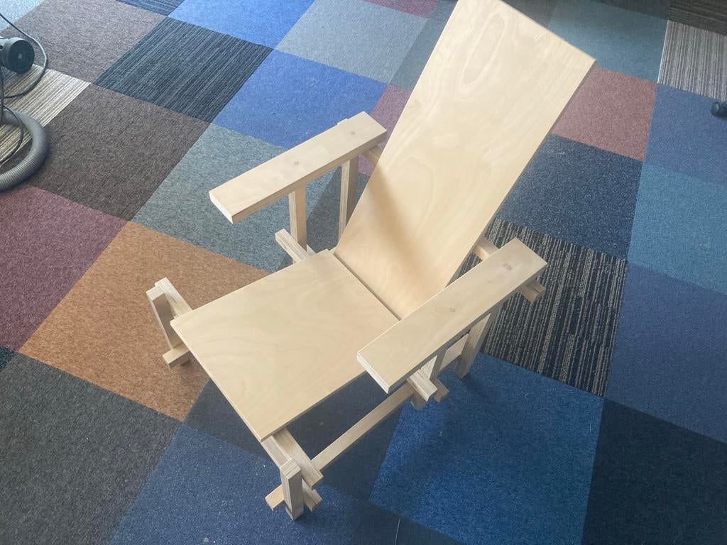 Rietveld fauteuil - Nieuw en ongebruikt, berkenmultiplex, Huis en Inrichting, Fauteuils, Ophalen, Nieuw, Hout, 50 tot 75 cm
