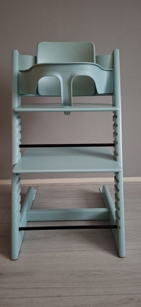Stokke stoel aqua blue in nieuwstaat met accessoires, Ophalen of Verzenden, Zo goed als nieuw, Meegroeistoel