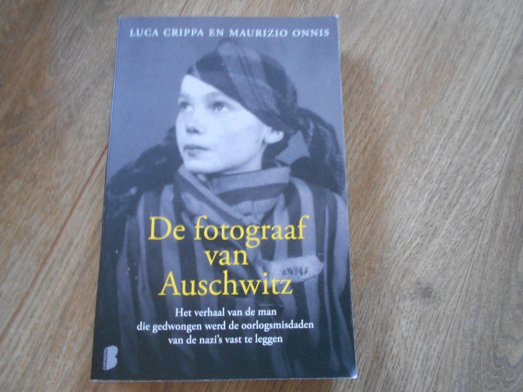 Luca Crippa De fotograf van Auschwitz, Ophalen of Verzenden, Tweede Wereldoorlog, Zo goed als nieuw, Overige onderwerpen