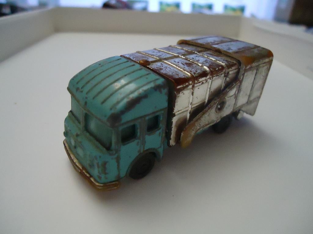 S&D Refuse Truck - Husky Models Nr.25 Vuilniswagen blauw #1, Ophalen of Verzenden, Gebruikt, Auto