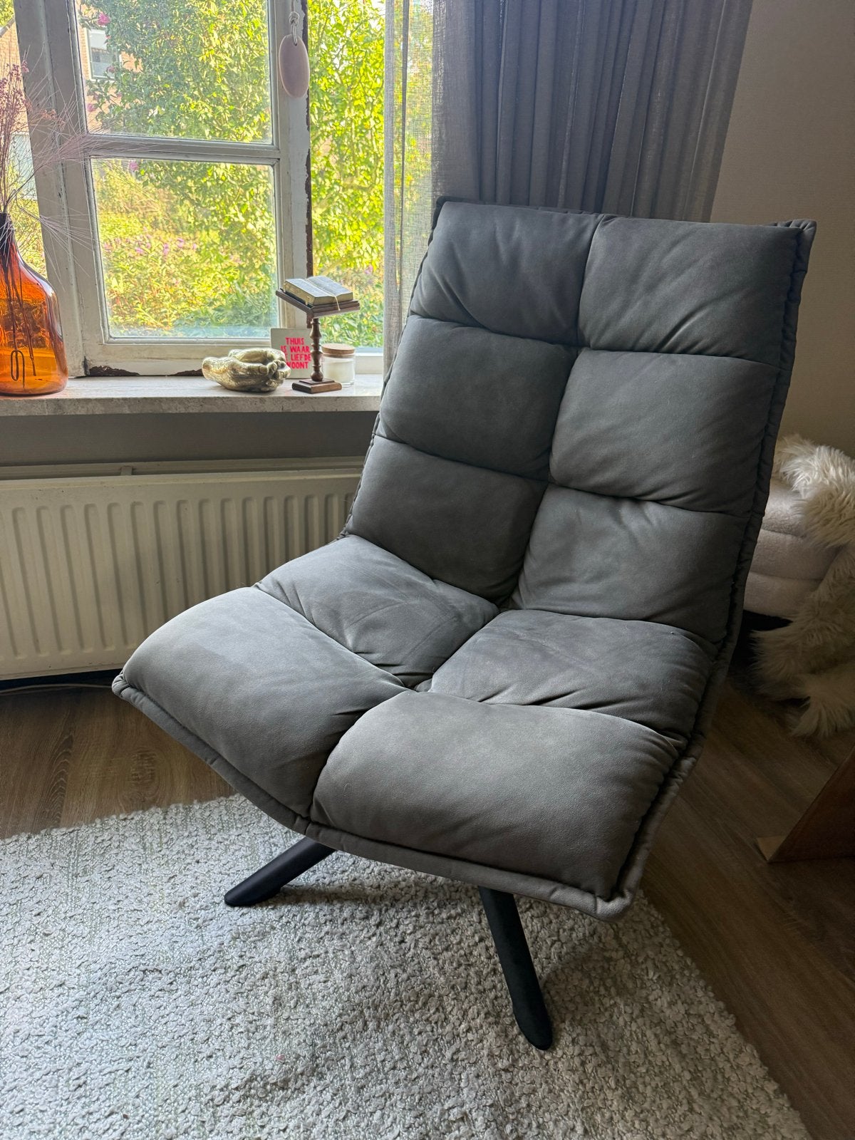 Comfortabele grijze fauteuil - Zo goed als nieuw, Huis en Inrichting, Ophalen, 75 tot 100 cm, Zo goed als nieuw, Stof