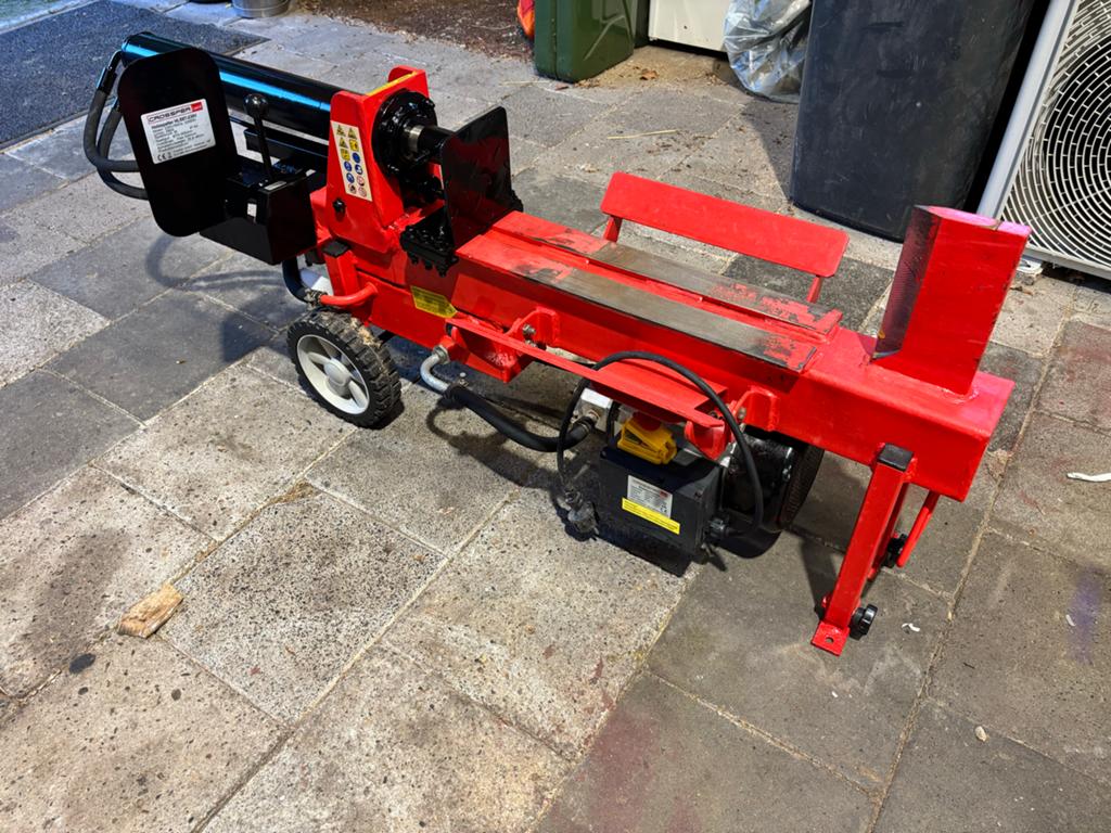 Crossfer HLS8T-230V Houtklover - 8 ton, Elektrisch, Tuin en Terras, Kloofmachines, Ophalen, Gebruikt, Elektrisch, Liggend