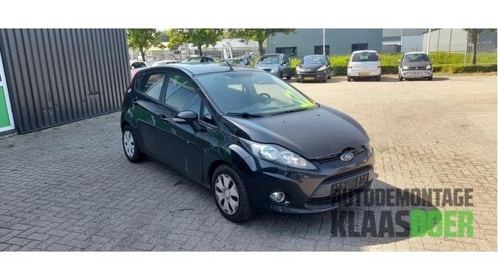 Scherm rechts-voor van een Ford Fiesta (D9), Gebruikt, -, -, 6 maanden garantie