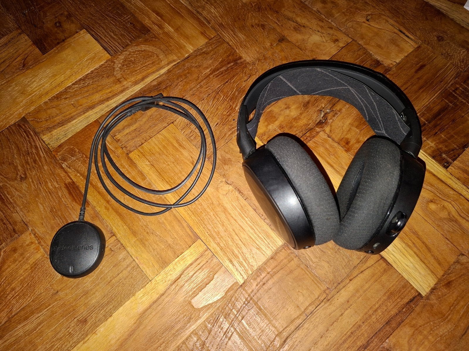SteelSeries Arctis 7 Draadloze Gaming Headset | Zwart, Ophalen, Gebruikt, Over-ear, Bedraad