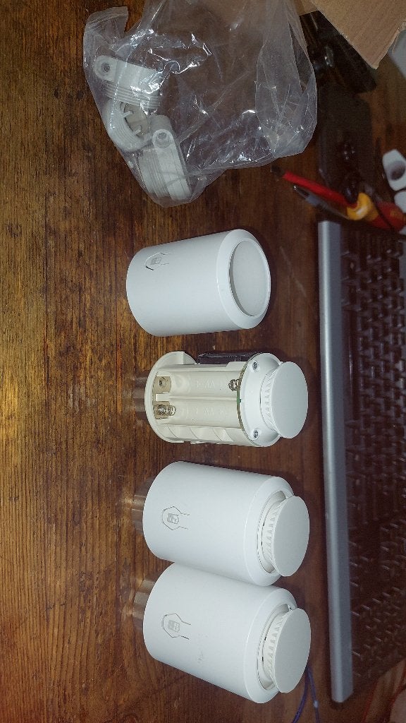 me167 slimme radiatorknoppen 3 stuks, Ophalen of Verzenden, Slimme thermostaat, Gebruikt