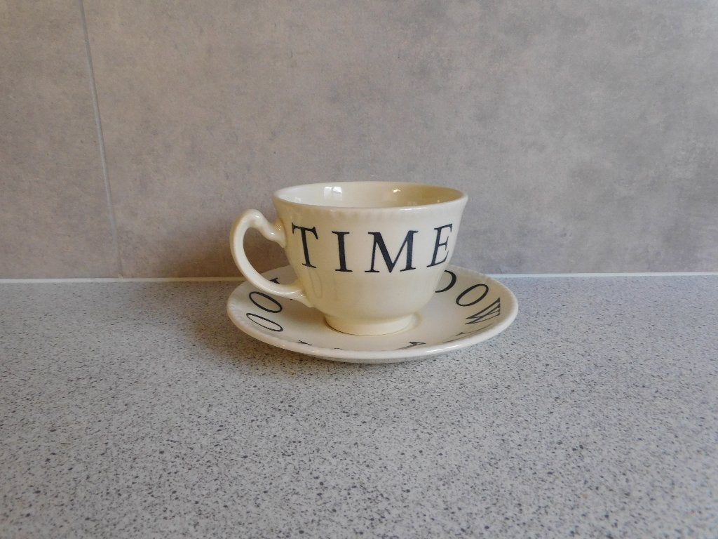 Kop en schotel Time for Tea Down Tools Wood & Sons, Overige merken, Ophalen of Verzenden, Zo goed als nieuw, Overige stijlen