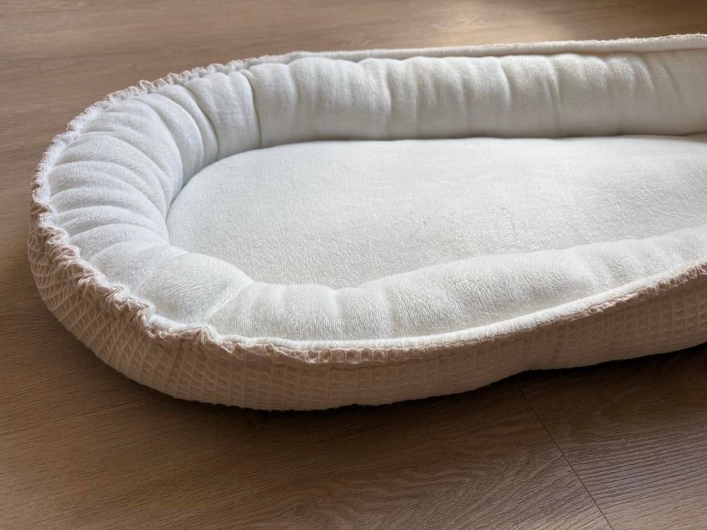 Comfortabel baby nestje - Zo goed als nieuw, Ophalen of Verzenden, Zo goed als nieuw, Overige typen