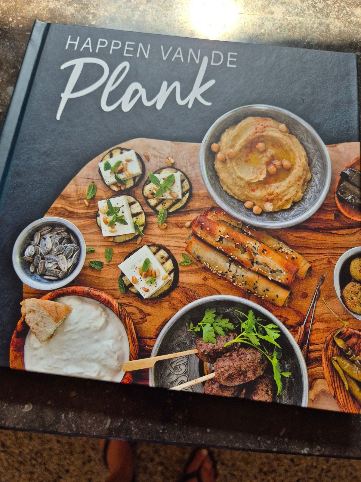 Happen van de Plank - Bowls&Dishes kookboek, Ophalen of Verzenden, Nieuw, Tapas, Hapjes en Dim Sum