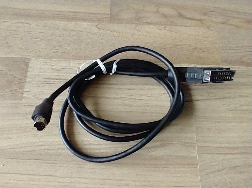 10 Pin Mini Din naar Scart kabel nieuwstaat, Audio, Tv en Foto, Audiokabels en Televisiekabels, Ophalen of Verzenden, Zo goed als nieuw
