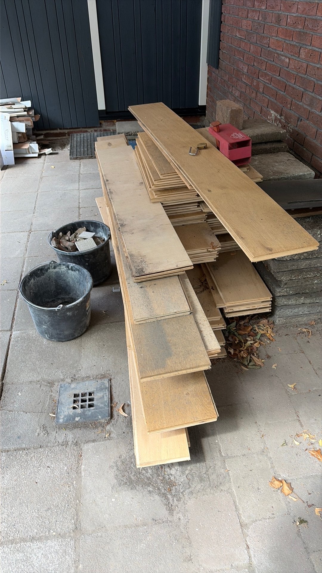 Stukken laminaat, Ophalen, Gebruikt, Bruin, 25 tot 50 m²