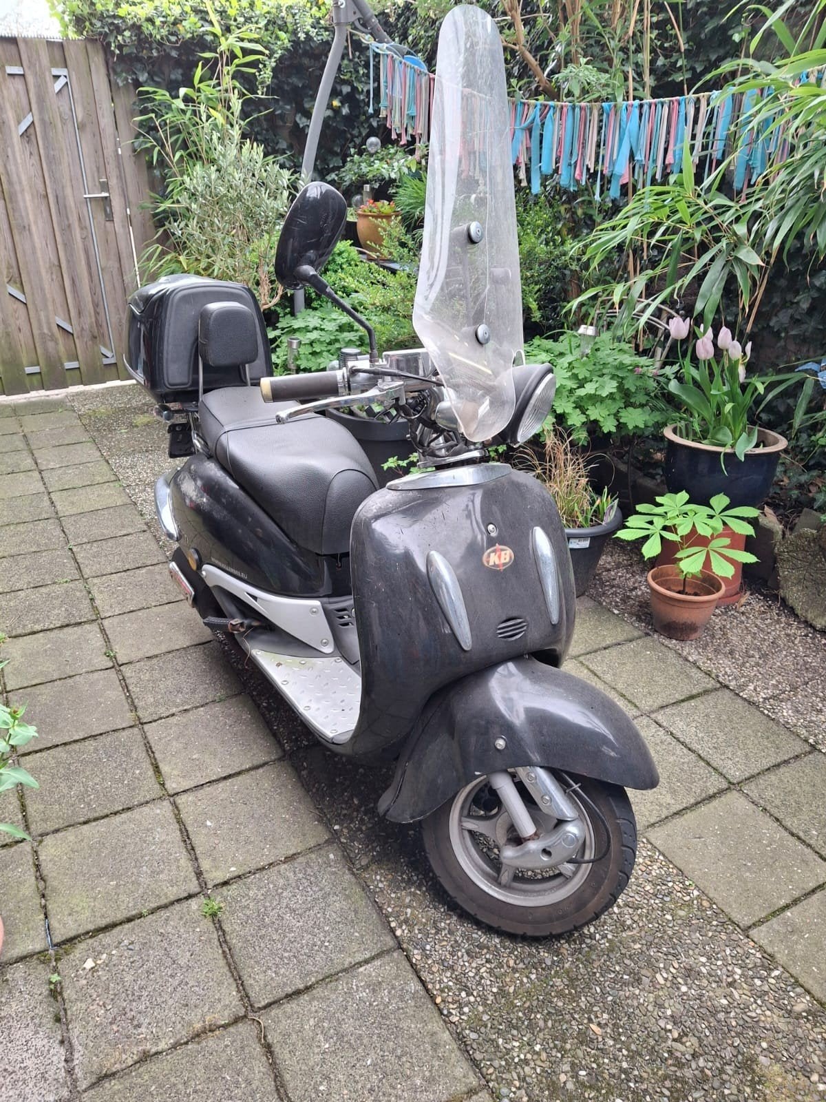 Te Koop Killerbee Costum, Fietsen en Brommers, Snorfietsen en Snorscooters, Ophalen of Verzenden, Gebruikt, Benzine, Overige merken
