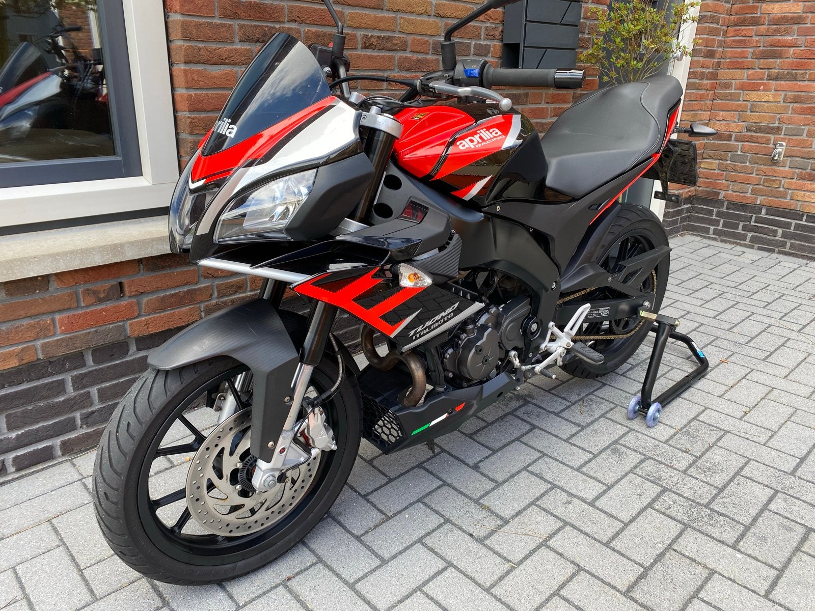 Aprilia RS Tuono 125cc met LeoVince sportuitlaat (EU-Keur), Sportuitlaat, Gebruikt, Particulier, 11 kW of minder