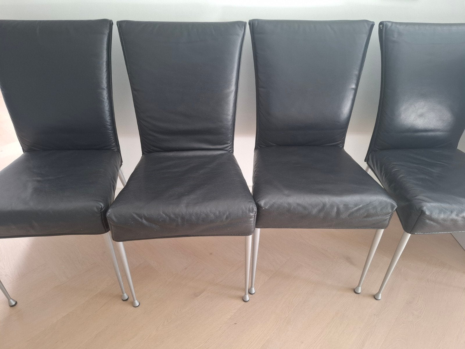 4 zwarte leren eetkamerstoelen, Ophalen, Gebruikt, Zwart, Vier