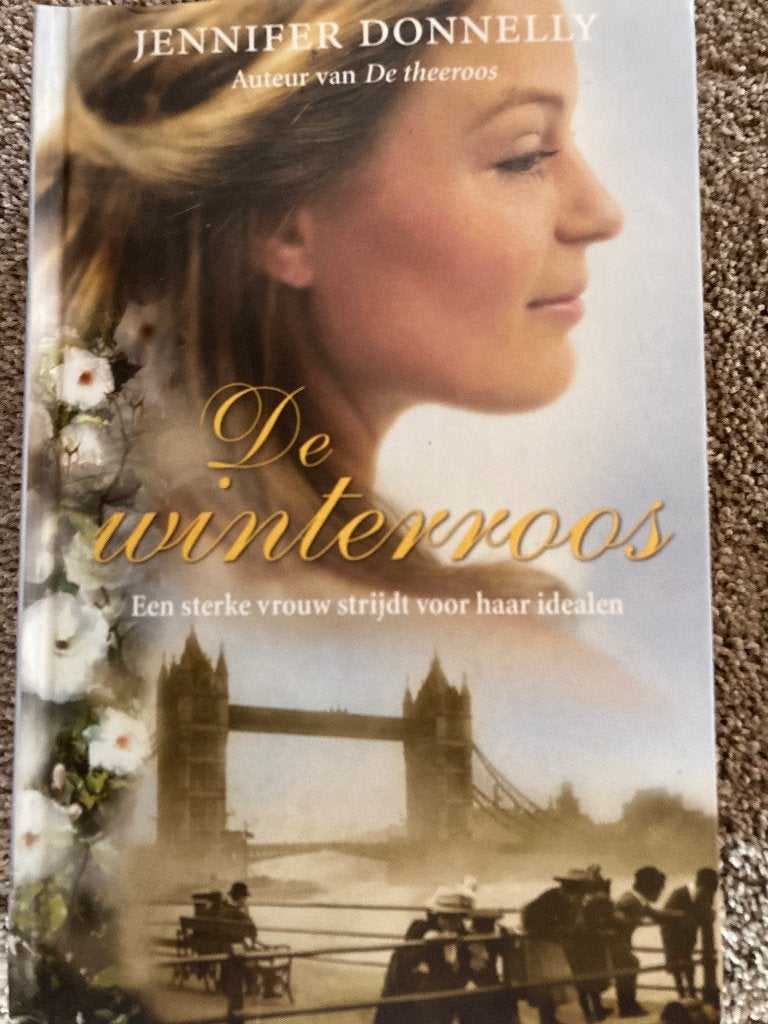 De winter roos Jennifer Donnely Hardcover, Boeken, Ophalen of Verzenden, Zo goed als nieuw, Nederland, Jennifer Donnelly