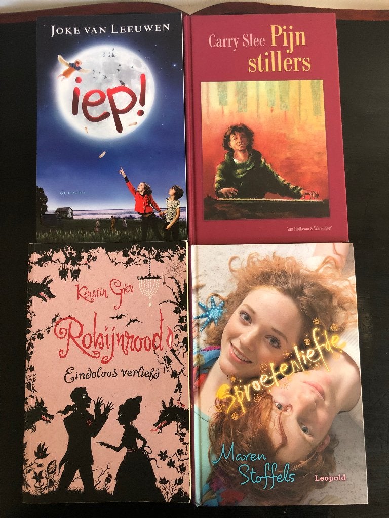 Set van 4 kinderboeken Iep!, Sproetenliefde, Robijnrood, Ophalen of Verzenden, Gelezen