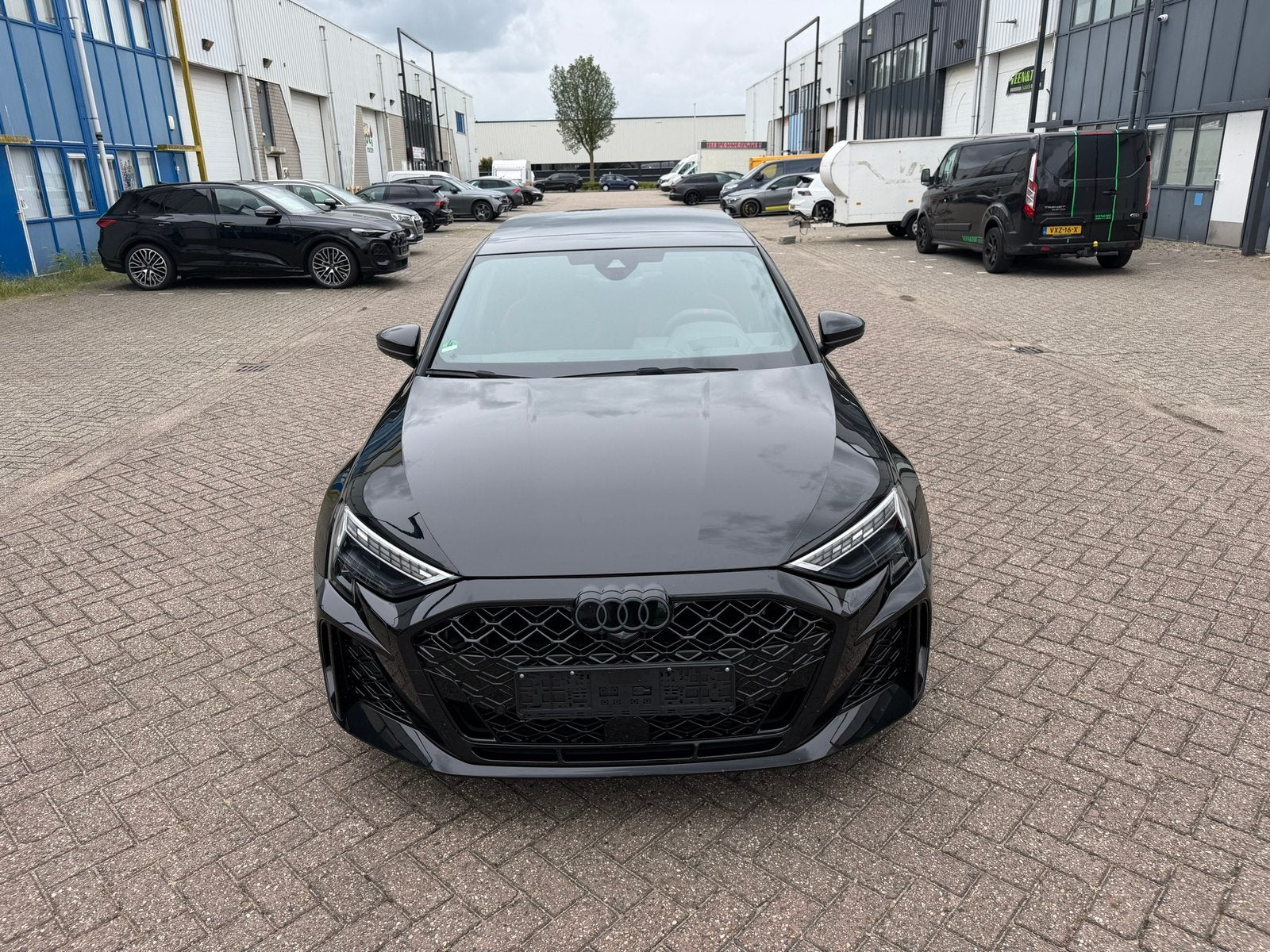 Audi RS3 2.5 TFSI RS 3 quattro | ALCANTARA | SONOS | PANO, RS3, Zwart, Bedrijf, Vierwielaandrijving
