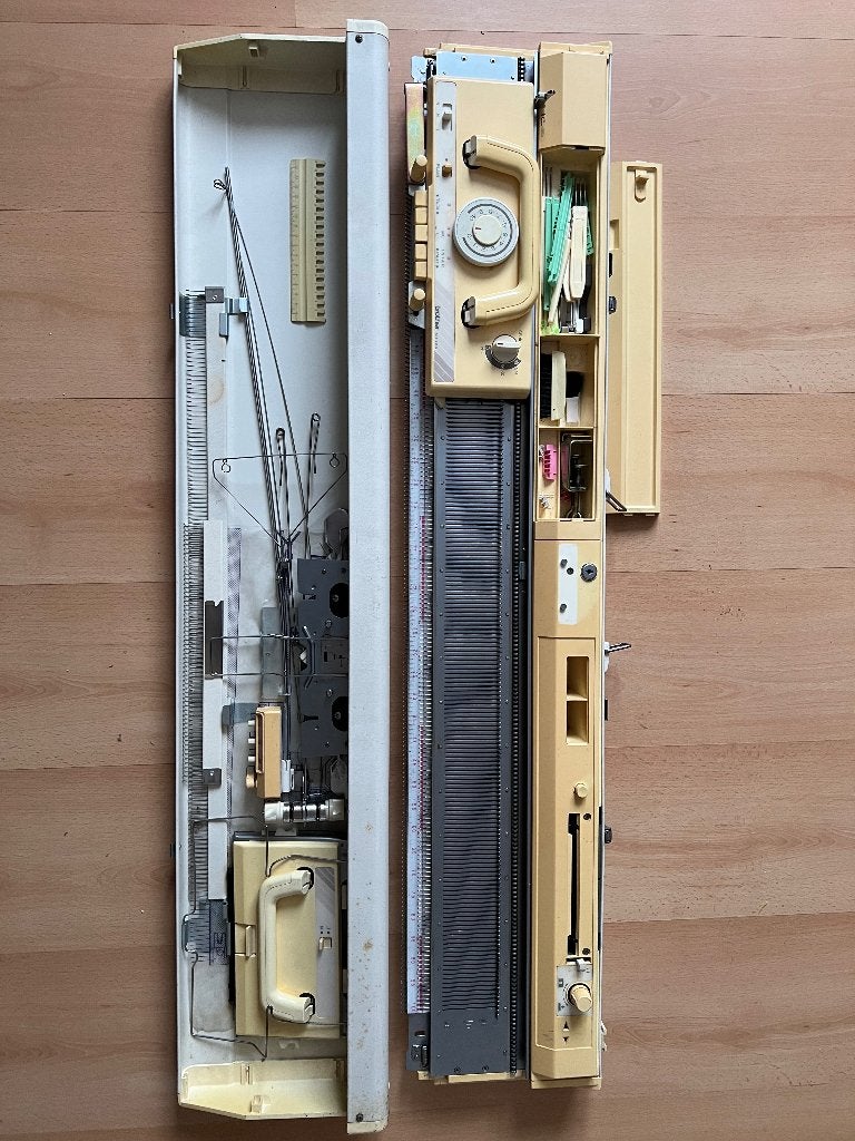 Brother breimachine KH-892, Hobby en Vrije tijd, Ophalen, Gebruikt, Breien, Machine