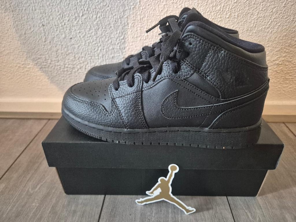 Sneakers Jordan, Zwart, Ophalen of Verzenden, Jordan, Sneakers of Gympen
