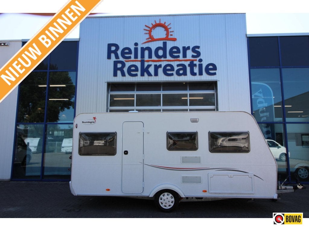 Sunlight C 44 D Fietsenrek, Luifel,, Caravans en Kamperen, Caravans, Rondzit, Bedrijf, Tot en met 4, Dwarsbed