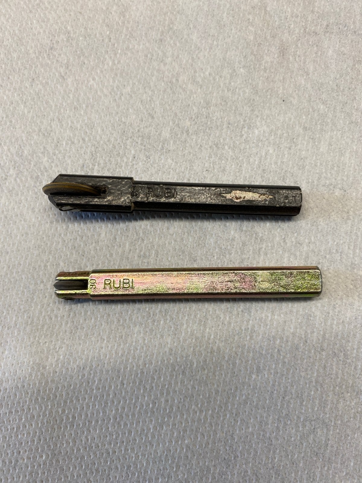 Rubi tegelsnijder wieltjes - 2 stuks, Ophalen of Verzenden, Gebruikt, Snijgereedschap, Rubi