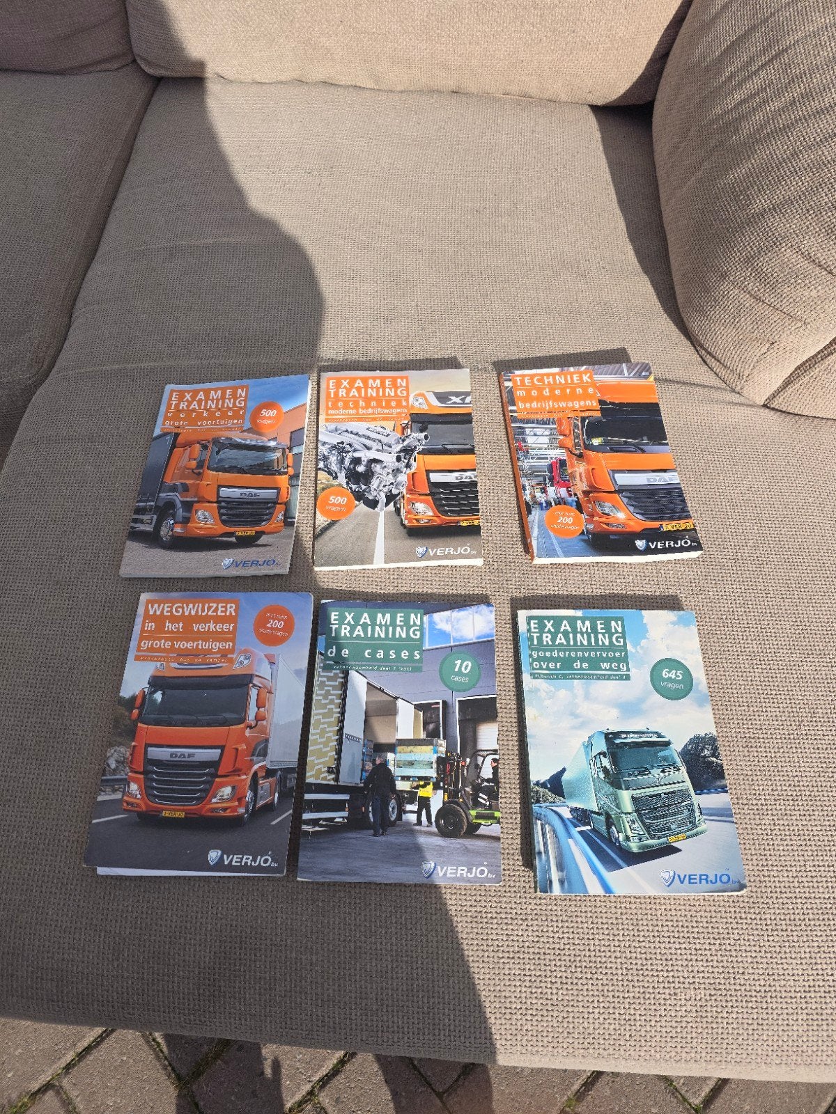 Verjo Examentraining Vrachtwagen & Bus (6 Boeken), Boeken, Ophalen of Verzenden, Gelezen, Overige niveaus, Verjo