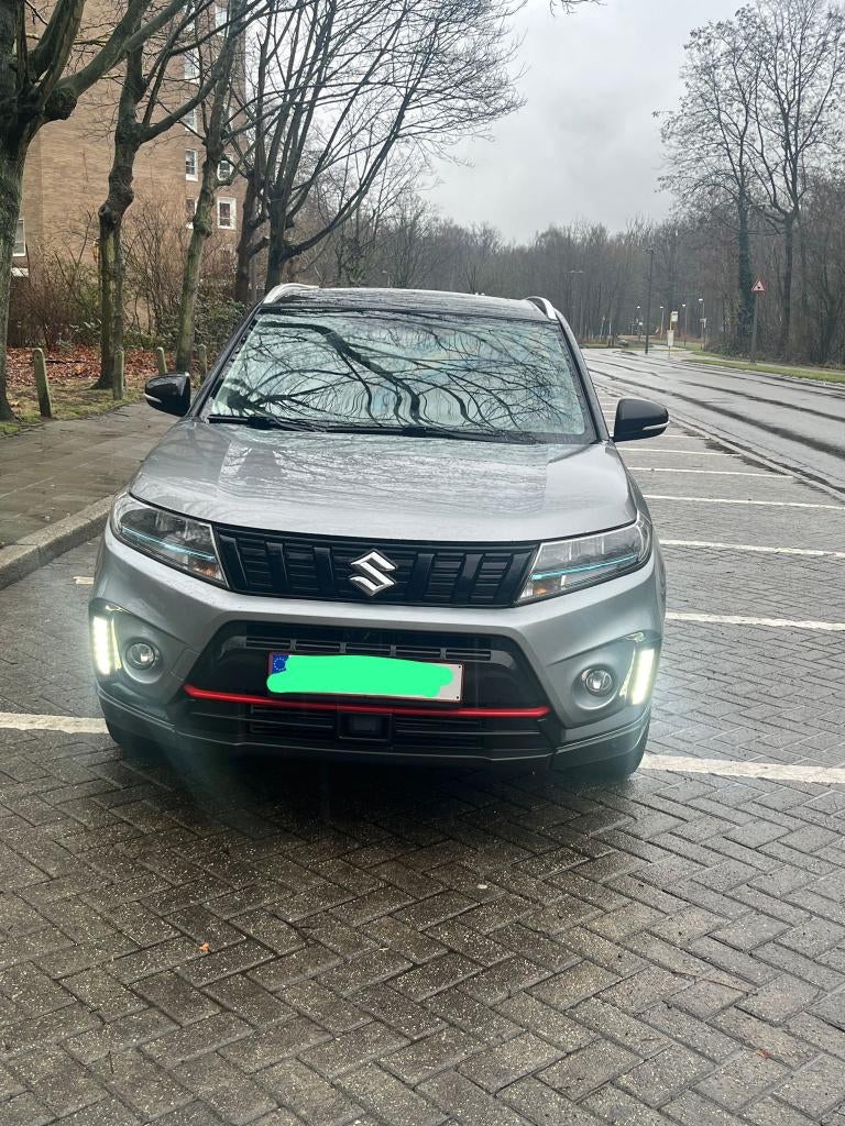 Suzuki Vitara 2021 GLX 1.4 Hybrid 48V, 4 cilinders, Handgeschakeld, Zilver of Grijs, Te koop