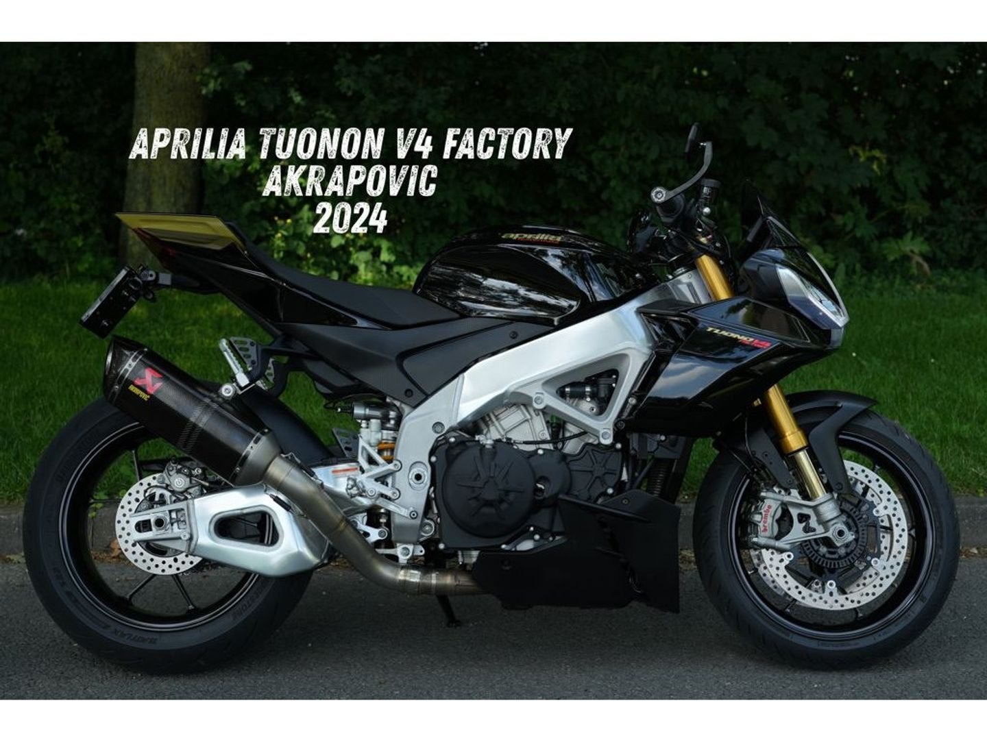 Aprilia Tuono V4 Factory | Akrapovic | 2024, 1077 cc, 4 cilinders, Bedrijf, Onbekend