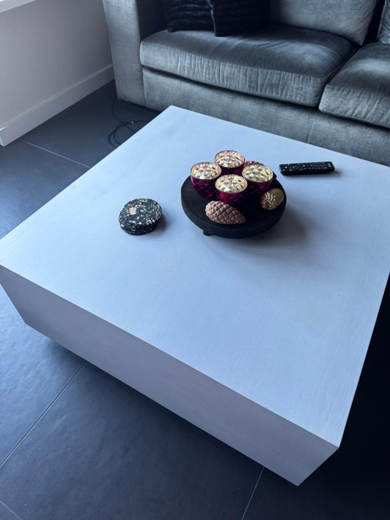 Lichtgrijze vierkante salontafel 90x90 cm, Huis en Inrichting, Tafels | Salontafels, Ophalen, 50 tot 100 cm, Vierkant, Zo goed als nieuw