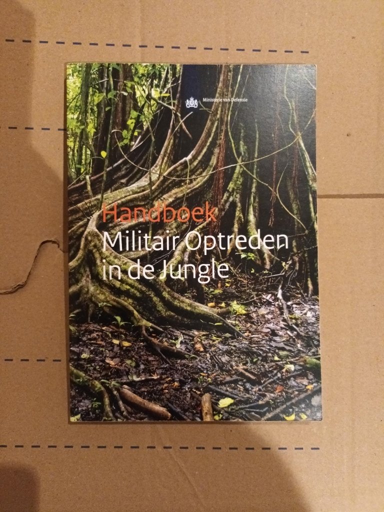 Korps Mariniers handboek militair optreden in de jungle, Verzamelen, Ophalen of Verzenden, Marine, Nederland, Boek of Tijdschrift