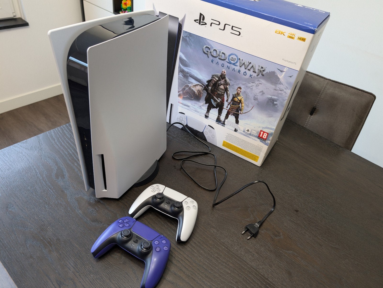 PlayStation 5 Disc Edition met 2 controllers, Ophalen, Zo goed als nieuw