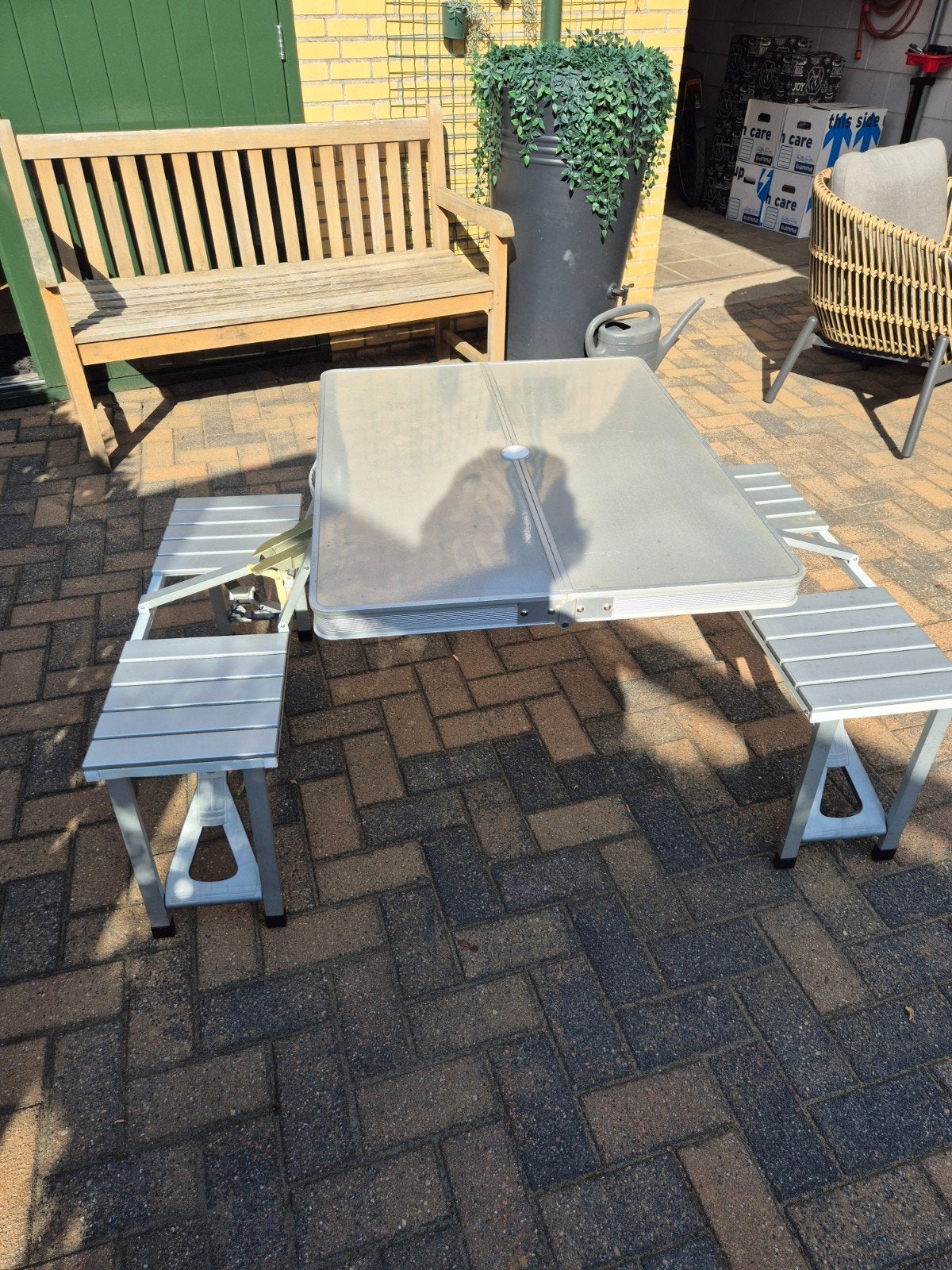 Inklapbare picknicktafel met bankjes, Gebruikt, Aluminium, Ophalen of Verzenden, Inklapbaar