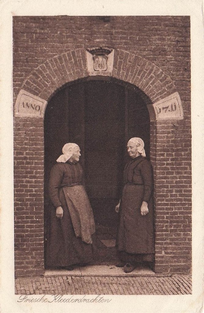 703-021-001 Friesche Kleederdrachten, Verzenden, Voor 1920, Friesland
