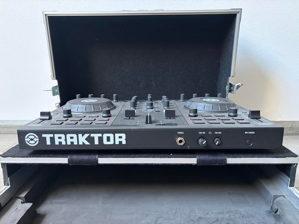 Traktor dj set met reiskoffer, Muziek en Instrumenten, Dj-sets en Draaitafels, Ophalen of Verzenden, Gebruikt, Dj-set, Overige merken