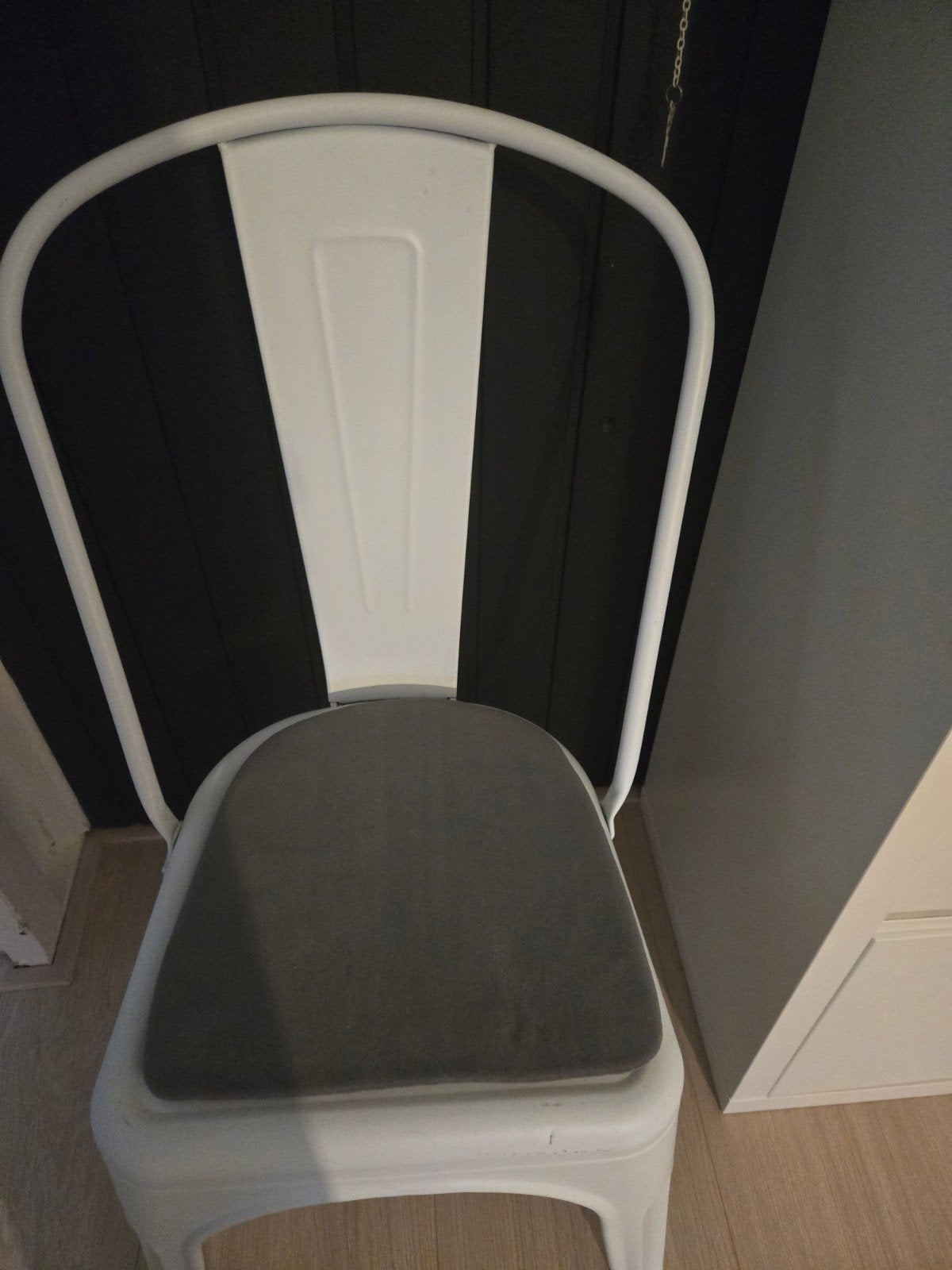 Witte Sklum stoel met afneembaar zitkussen, Gebruikt, Wit, Ophalen of Verzenden, Stof