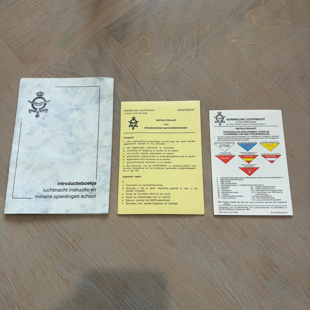 Originele Koninklijke Luchtmacht Set Opleidingsmateriaal doc, Ophalen of Verzenden, Luchtmacht, Nederland, Boek of Tijdschrift